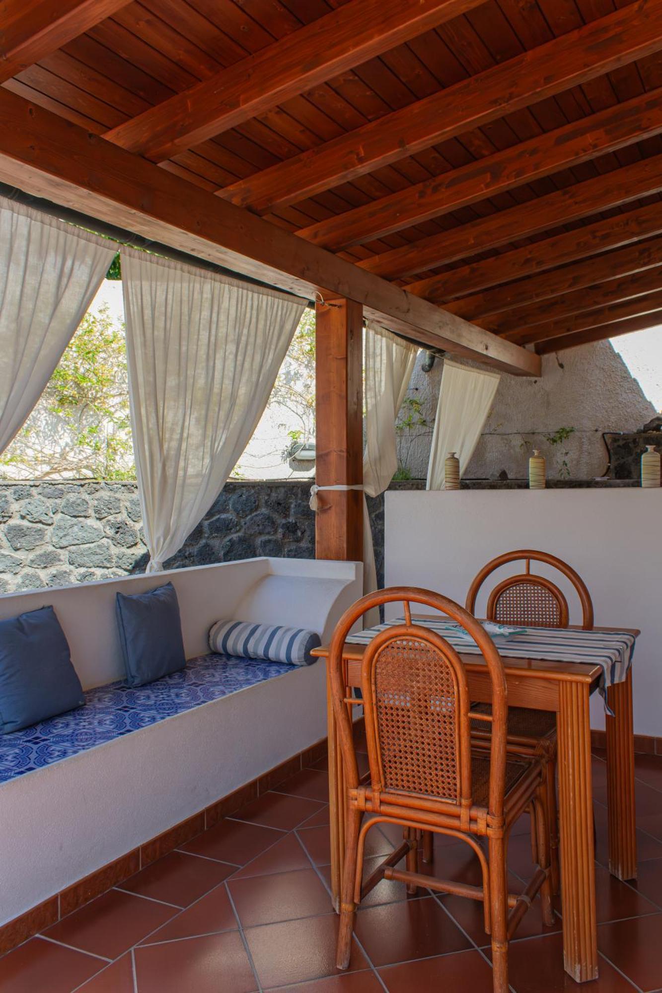 Villa Crimi Vulcano  Exterior photo