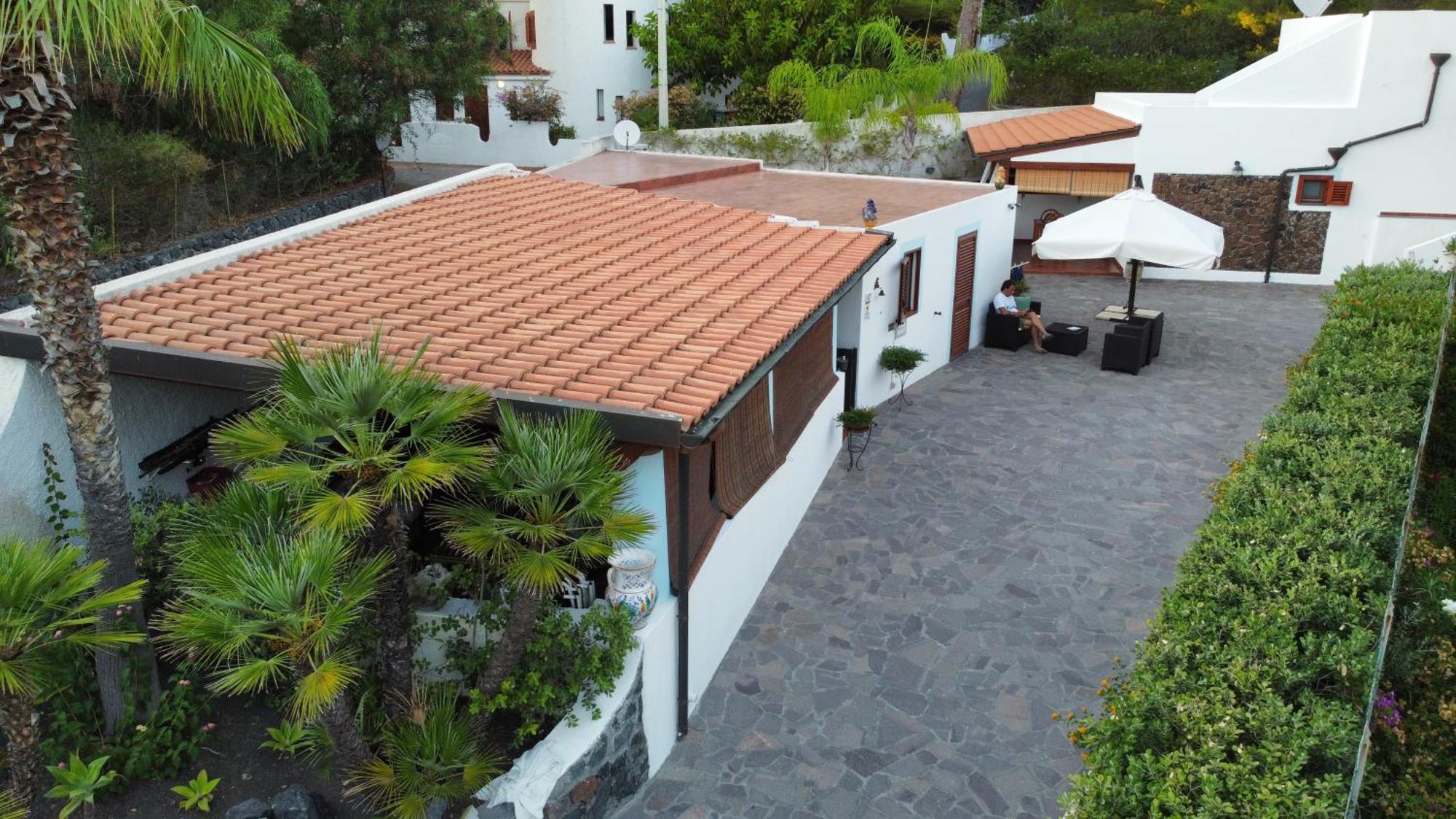 Villa Crimi Vulcano  Exterior photo