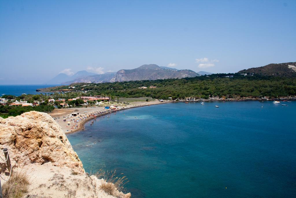 Villa Crimi Vulcano  Exterior photo